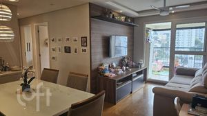 Image 32 - 882800