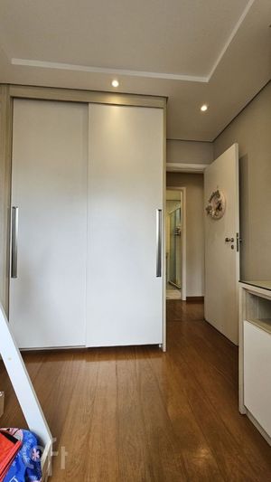 Image 14 - 882800