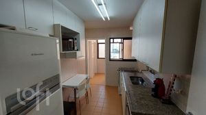 Image 7 - 882815