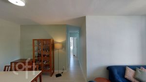 Image 6 - 882815