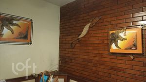 Image 12 - 882817