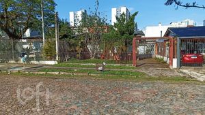 Image 3 - 882817