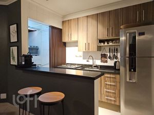 Image 3 - 882821
