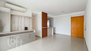 Image 15 - 882823