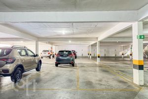 Image 45 - 882823