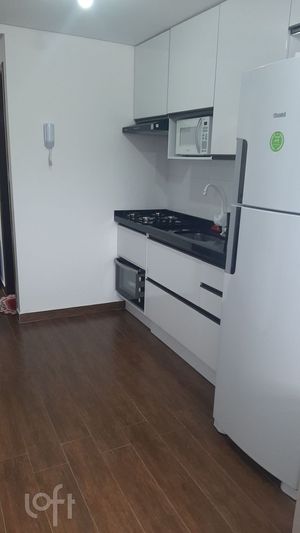 Image 3 - 882825