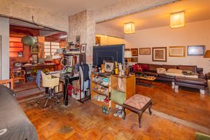 Image 8 - 882826