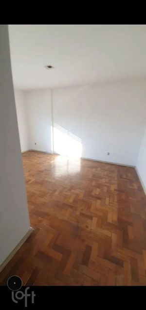 Image 3 - 882829