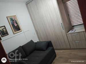 Image 8 - 882831