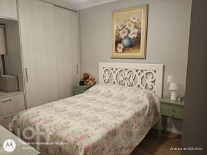 Image 6 - 882831