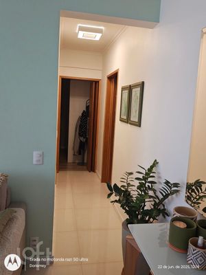 Image 1 - 882831