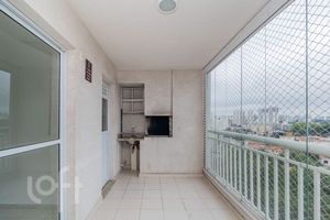 Image 3 - 882835