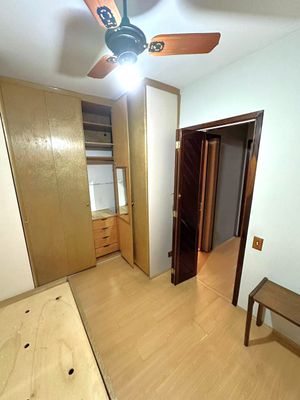 Image 13 - 882841