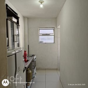 Image 8 - 882849