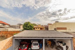 Image 24 - 882874