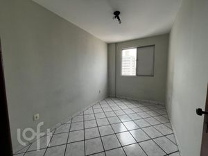 Image 8 - 882886