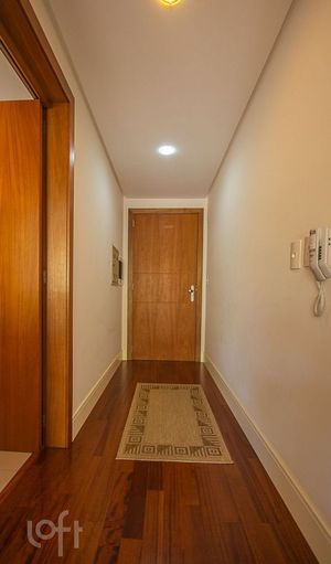 Image 4 - 882888