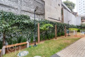Image 42 - 882898