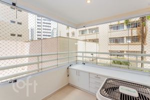 Image 7 - 882907