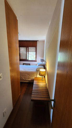 Image 8 - 882917