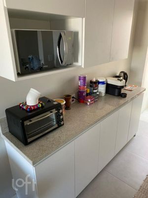 Image 3 - 882922