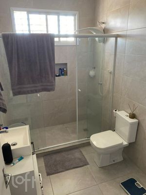 Image 9 - 882922
