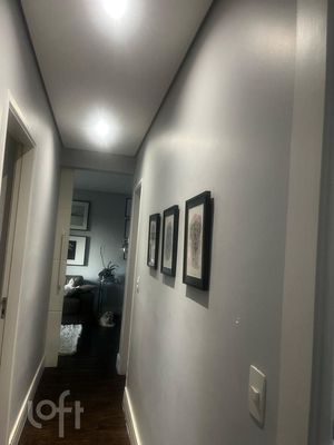 Image 15 - 882937