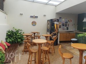 Image 24 - 882937