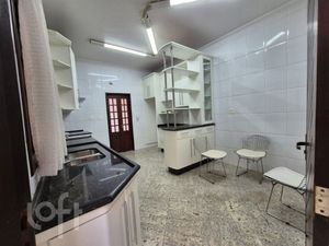Image 3 - 882941