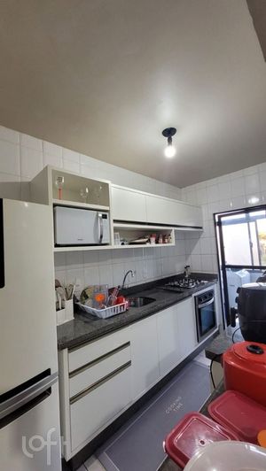 Image 9 - 882948