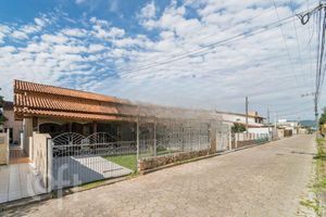 Image 1 - 882951