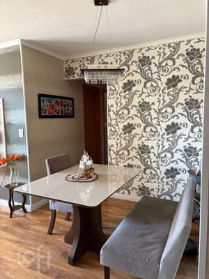 Image 12 - 882966