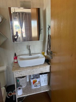 Image 9 - 882966