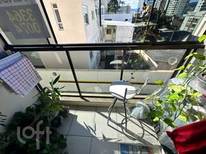 Image 14 - 882970