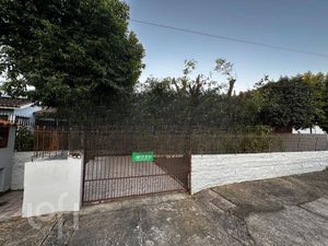 Image 8 - 882992