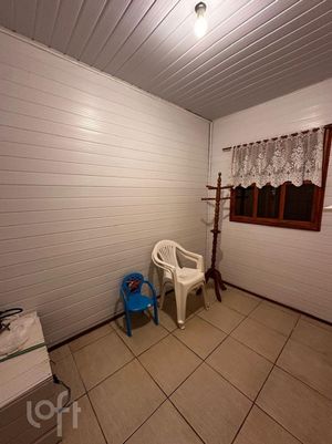 Image 17 - 882992