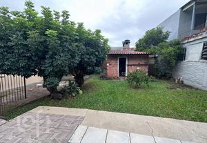 Image 2 - 882992