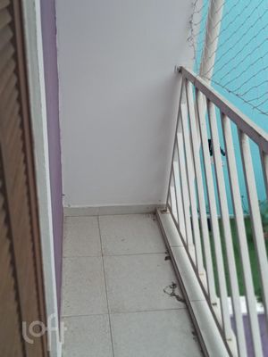 Image 10 - 882993