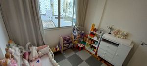 Image 18 - 883006