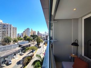 Image 20 - 883009