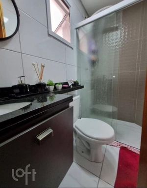 Image 11 - 883012