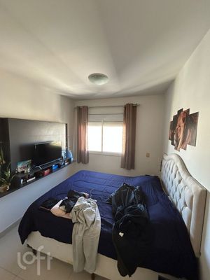 Image 6 - 883019