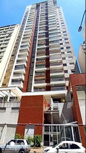 Image 11 - 883019