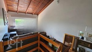 Image 11 - 883029
