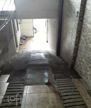 Image 9 - 883030