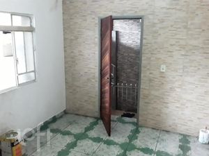 Image 10 - 883030