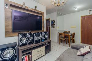 Image 3 - 883045