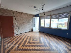 Image 3 - 883046