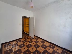 Image 20 - 883046