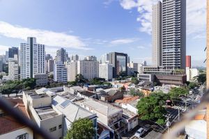 Image 4 - 883047